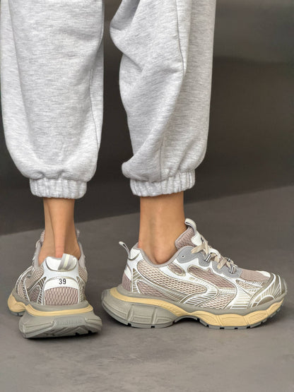 Sneakersy na masywnej podeszwie, szare