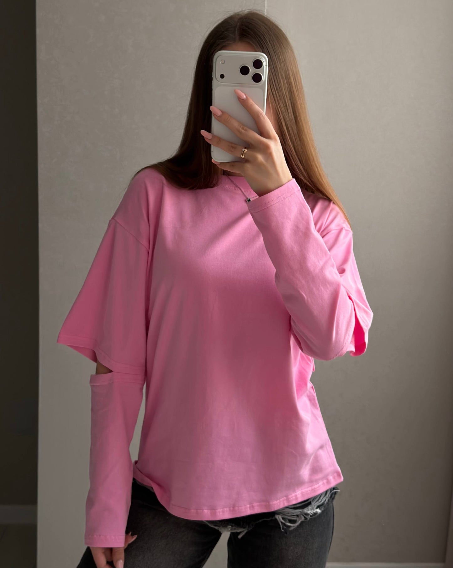 Longsleeve with accent sleeves