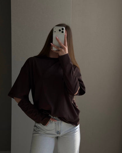 Longsleeve with accent sleeves