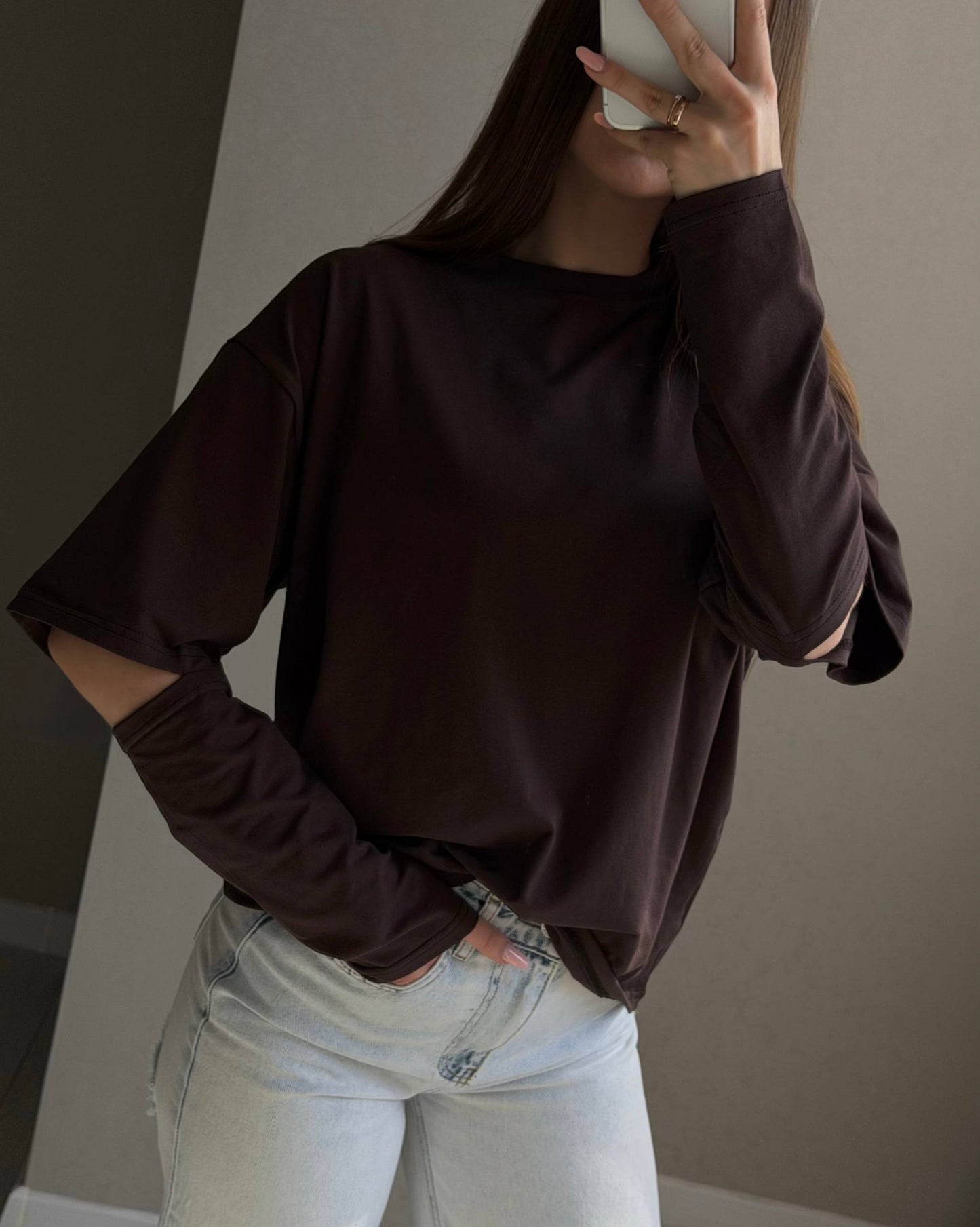 Longsleeve with accent sleeves
