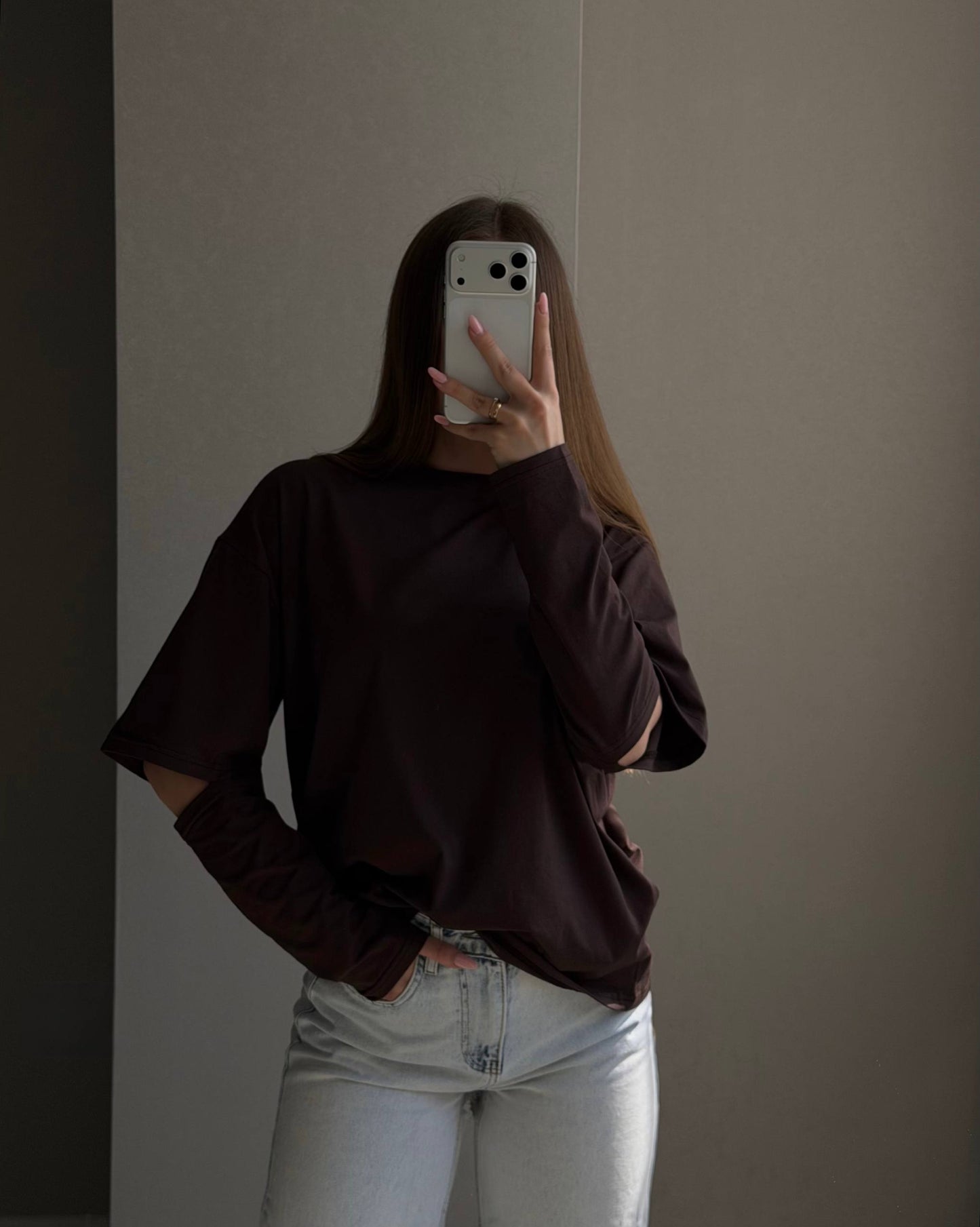 Longsleeve with accent sleeves