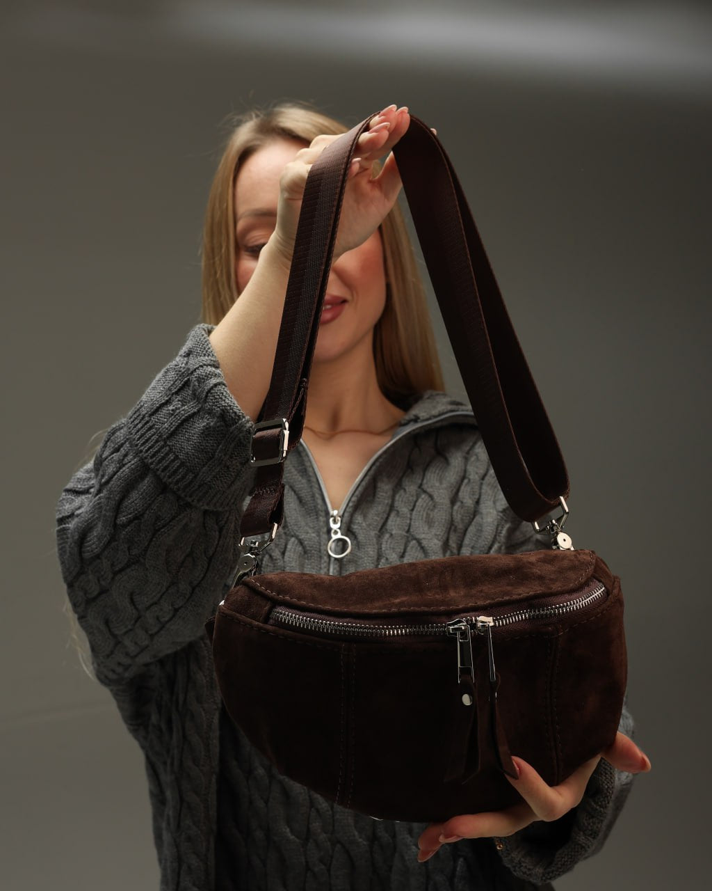 Women's fanny pack made of genuine suede, chocolate