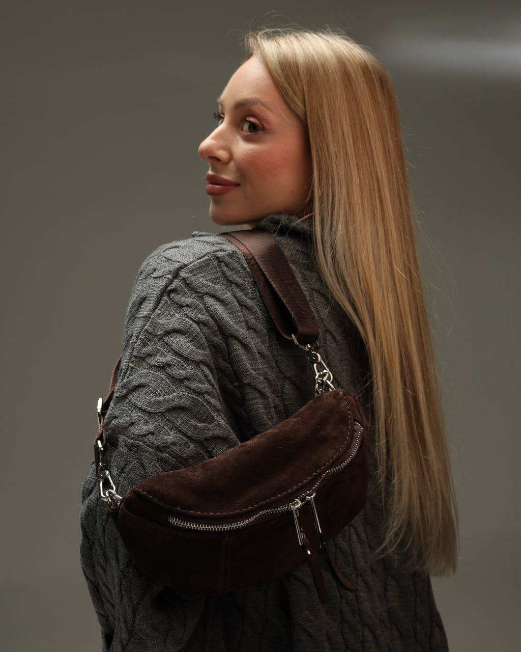 Women's fanny pack made of genuine suede, chocolate