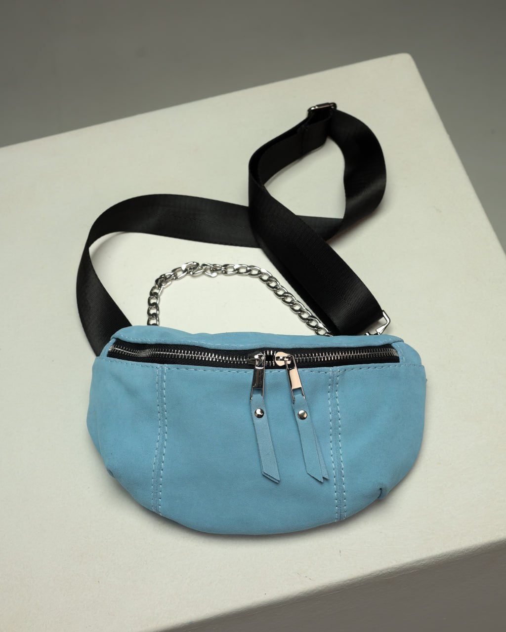 Women's suede fanny pack, light blue