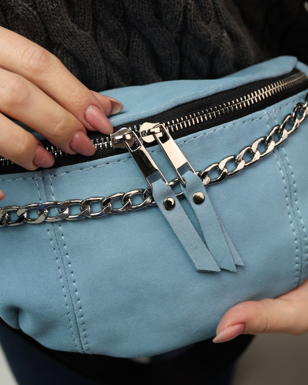 Women's suede fanny pack, light blue
