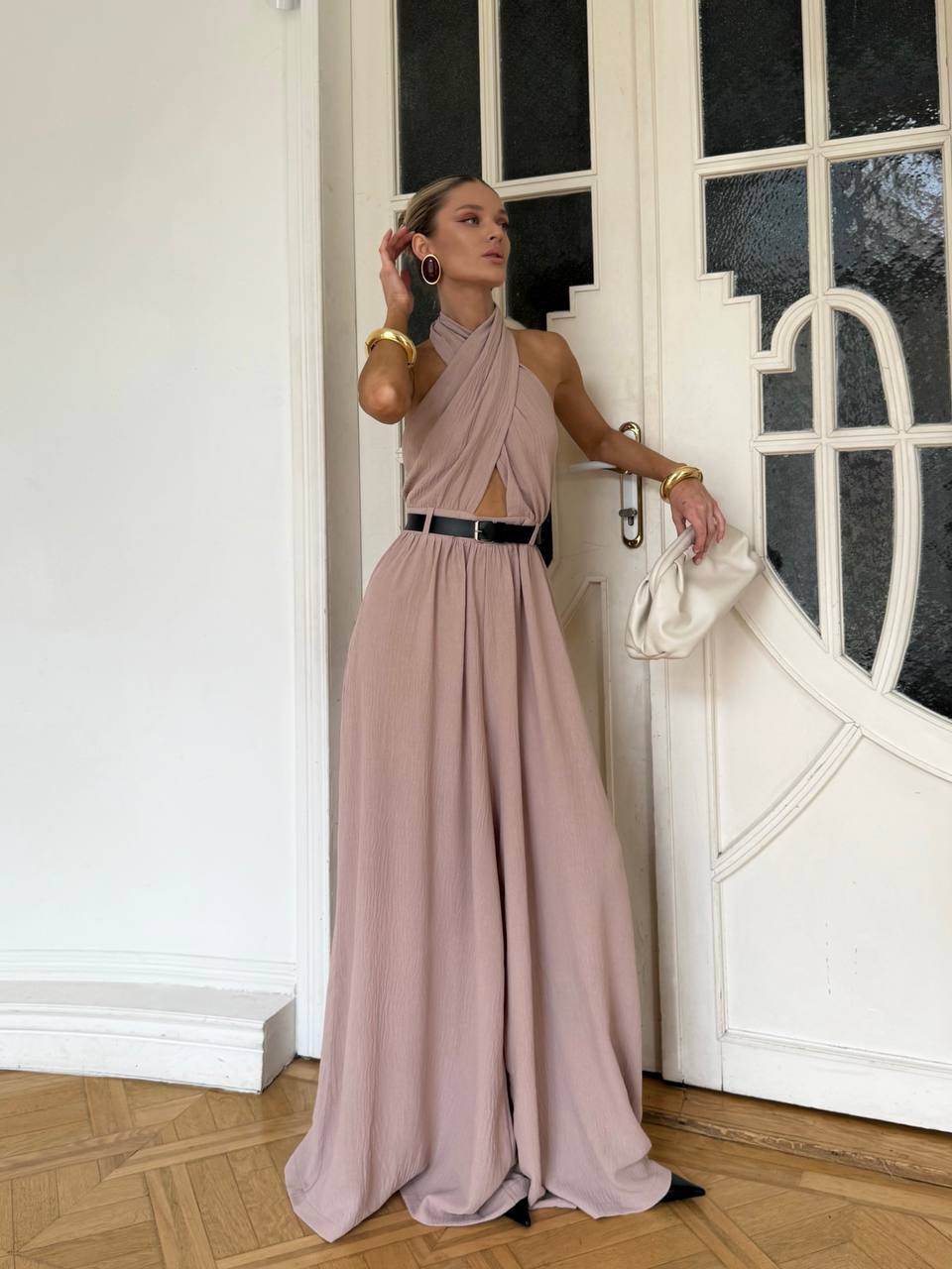 Stylish jumpsuit + belt