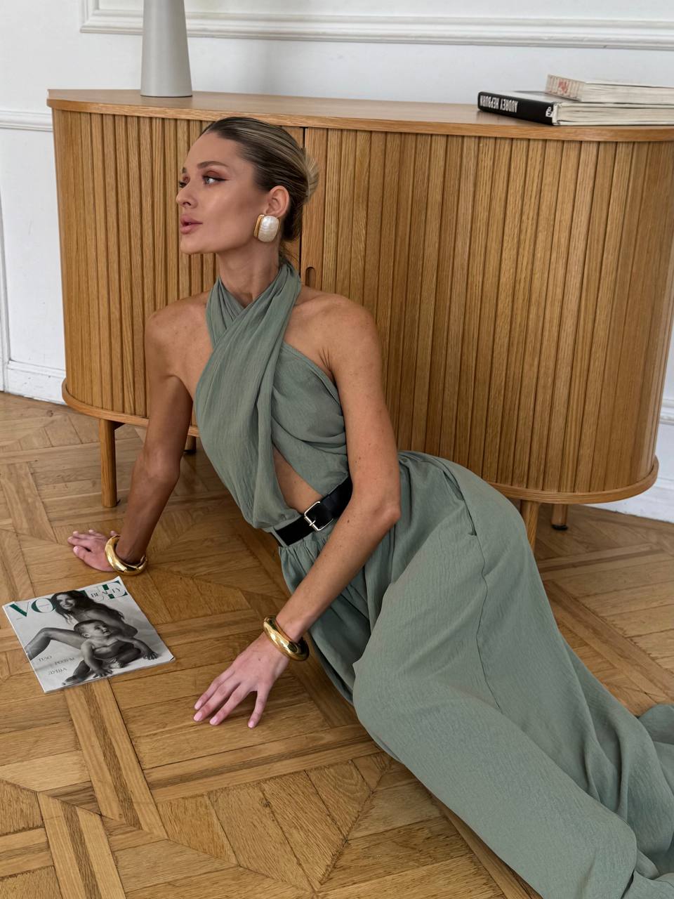 Stylish jumpsuit + belt