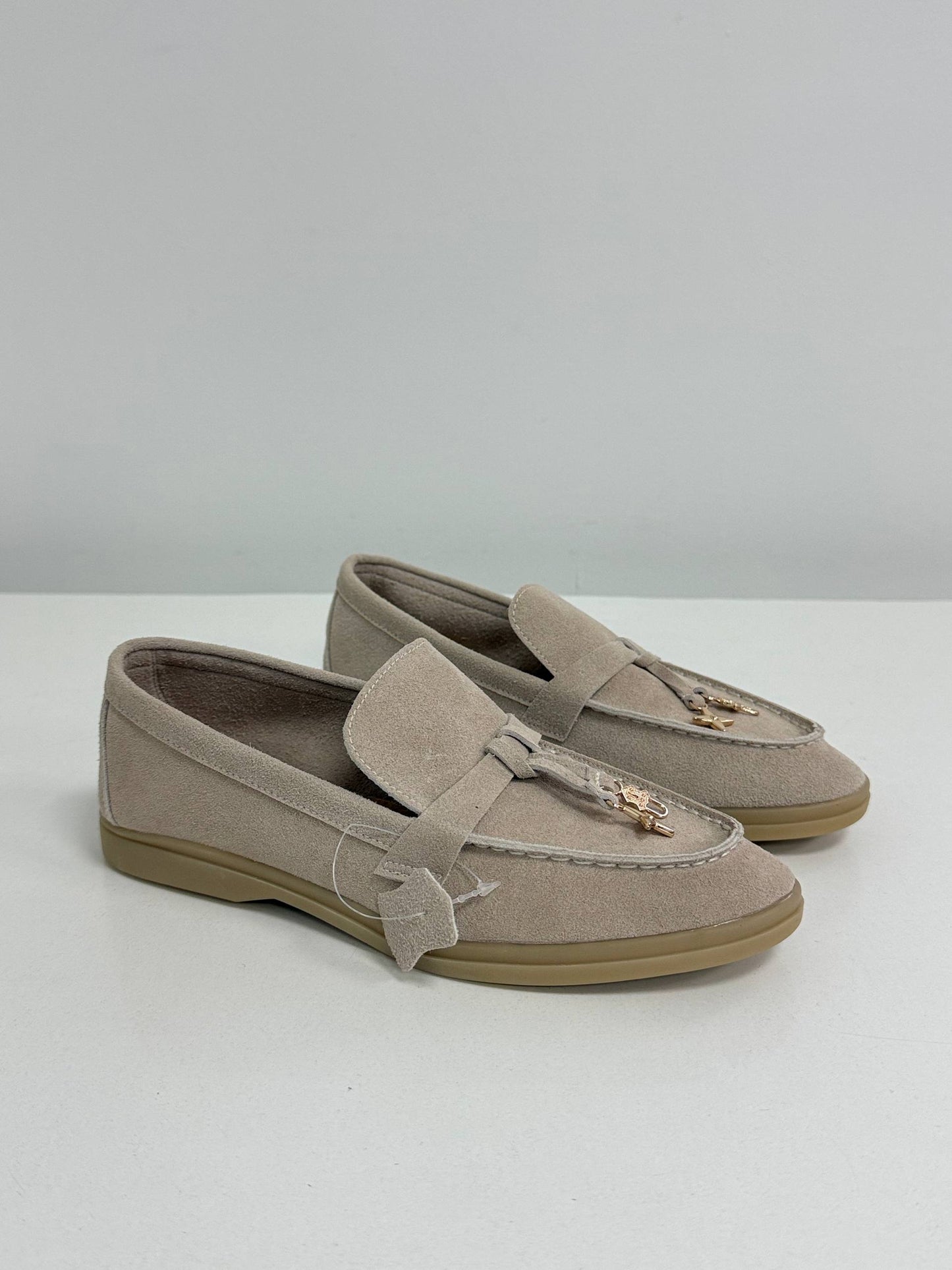 Classic everyday loafers, beige