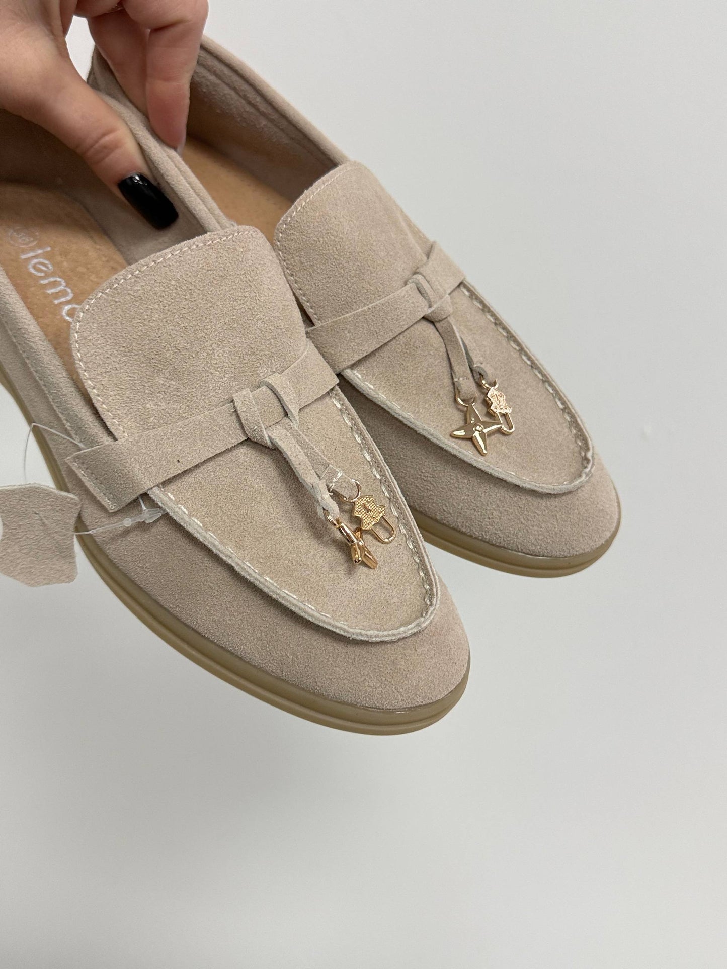 Classic everyday loafers, beige