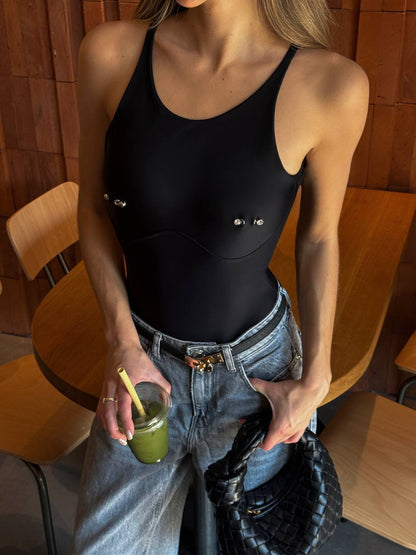 Body z imitacją kolczyków