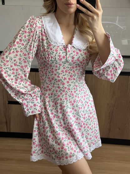 Сукня з мереживом