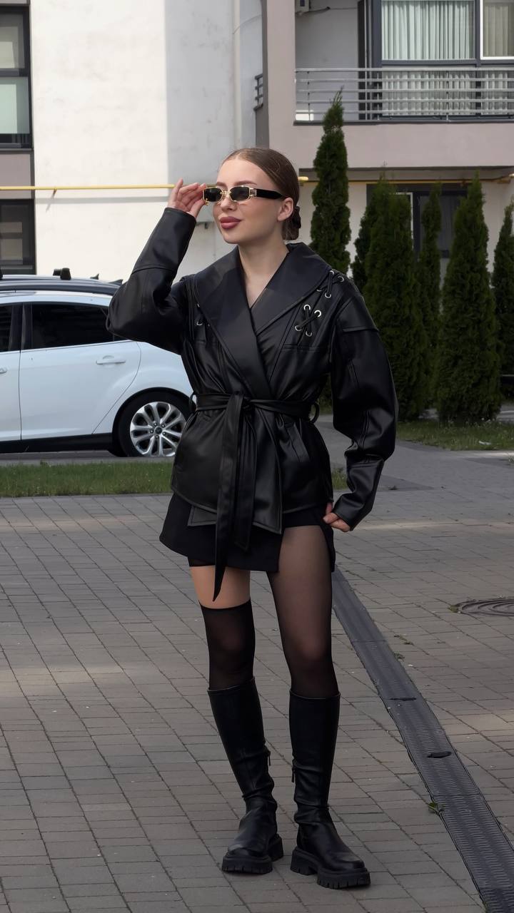 Krótka kurtka z eko-skóry
