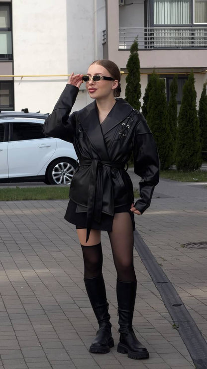 Krótka kurtka z eko-skóry