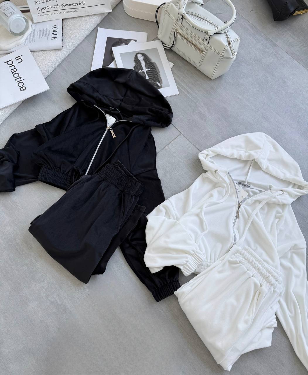Велюровий костюм