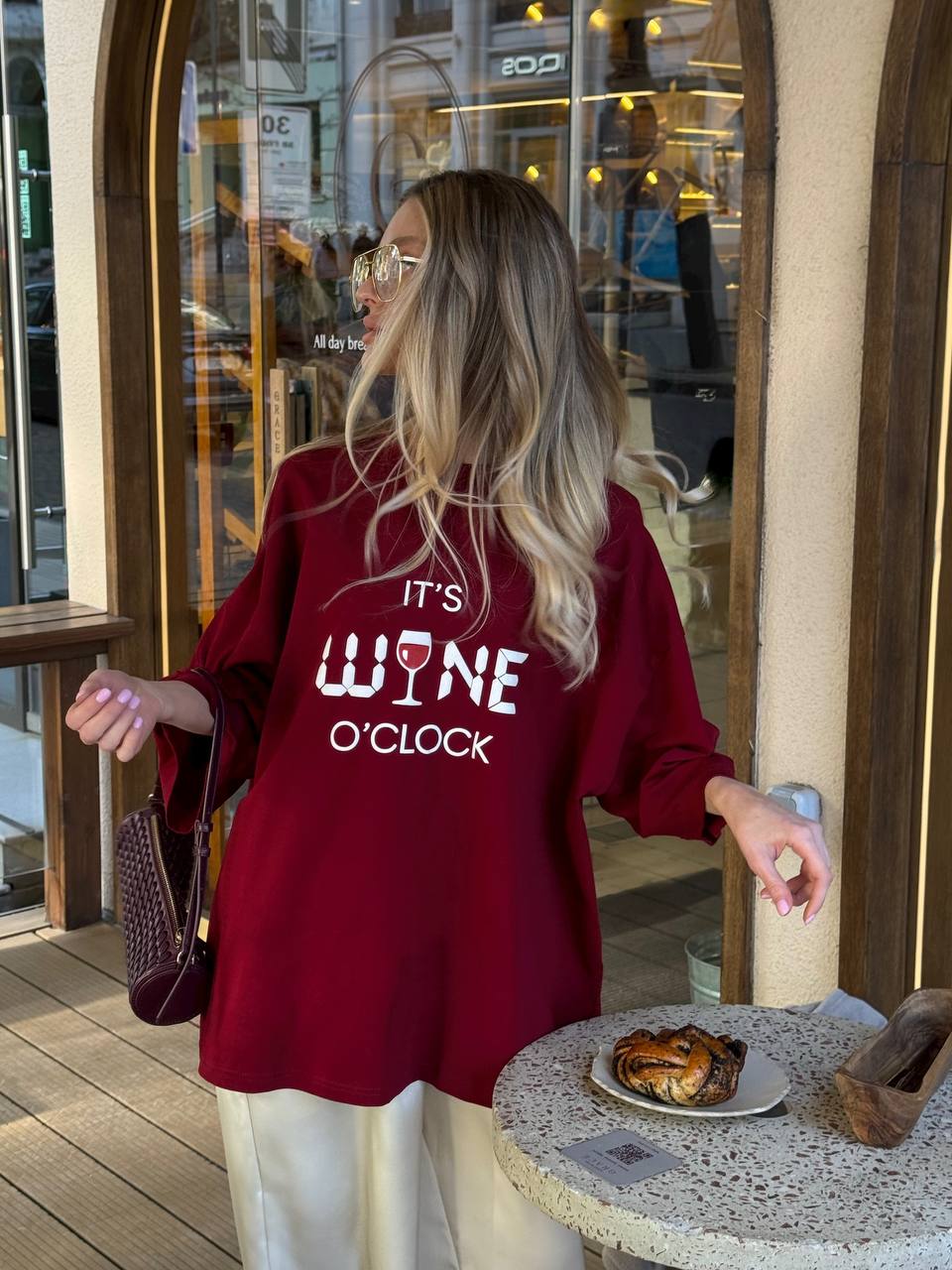 Футболка з бавовни, оверсайз з принтом "wine o’clock"